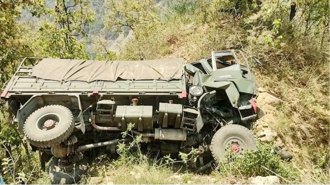 One army personnel killed one injured after army truck overturned