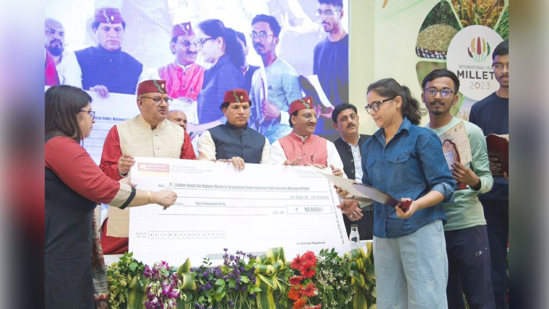 Farmers were awarded for their excellent work in Shri Anna Mahotsav
