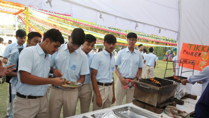 Annual Gala Fete organized at Aryan School