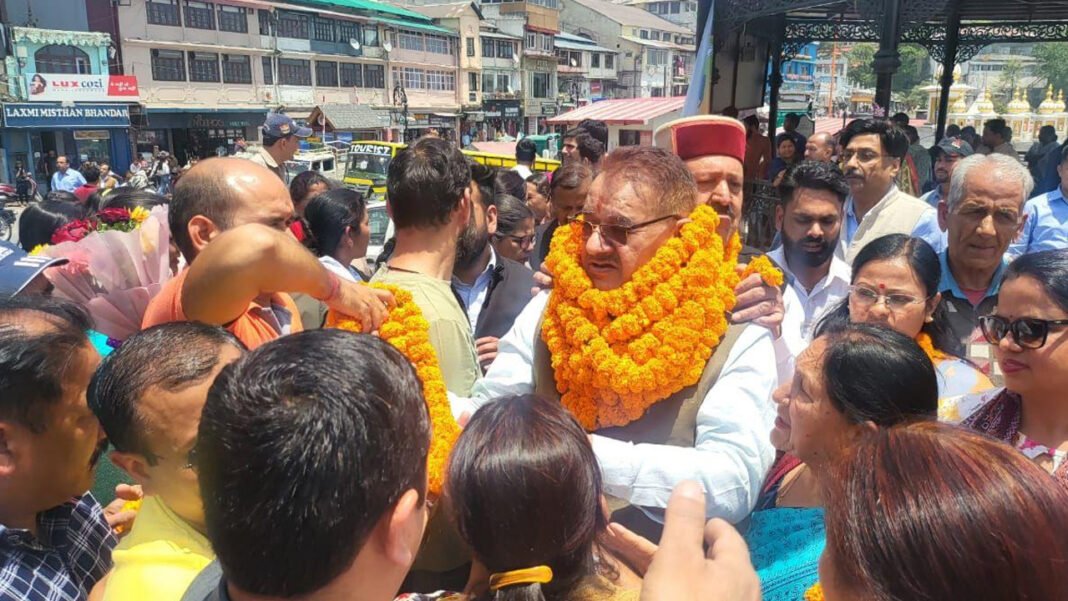 Mussoorie resident thanked Minister Ganesh for the successful trail
