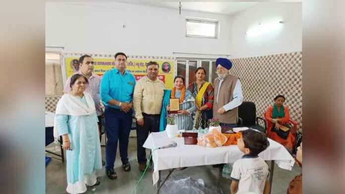 37 women honored for doing excellent work on Mother's Day