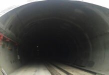 सुरंग के अंदर बड़ा हादसा, मलबे के नीचे दबे दो मजदूर, एक की मौत One died due to debris falling inside the tunnel