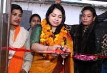 निर्दलीय मेयर प्रत्याशी आरुषी सुन्द्रियाल के चुनाव कार्यालय का हुआ उद्घाटन Independent mayor candidate Arushi Sundriyal