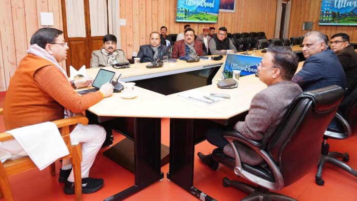 CM Dhami summoned a report on problems in Pauri Hospital