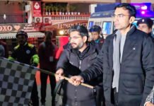 डीएम ने सड़क सुरक्षा एवं पर्यावरण रैली को झण्डी दिखाकर रवाना किया Road Safety and Environment Rally