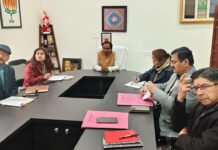 लम्बे समय से गैरहाजिर शिक्षकों पर होगी कार्रवाई : धन सिंह रावत Action will be taken against absent teachers