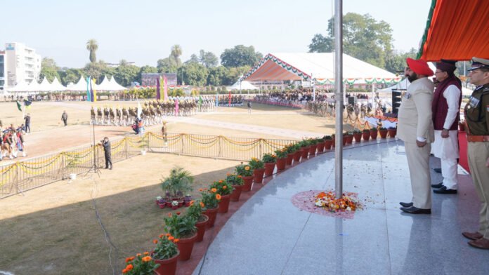 Governor hoisted flag and took the salute of parade