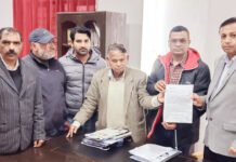 संयुक्त विपक्ष ने चुनाव आयुक्त से की शिकायत United opposition complained to the Election Commissioner