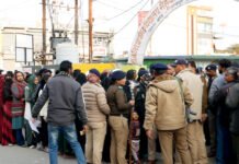 निकाय चुनावः 5405 प्रत्याशियों का भाग्य का फैसला मतपेटियों में बंद The fate of 5405 candidates is sealed in the ballot boxes