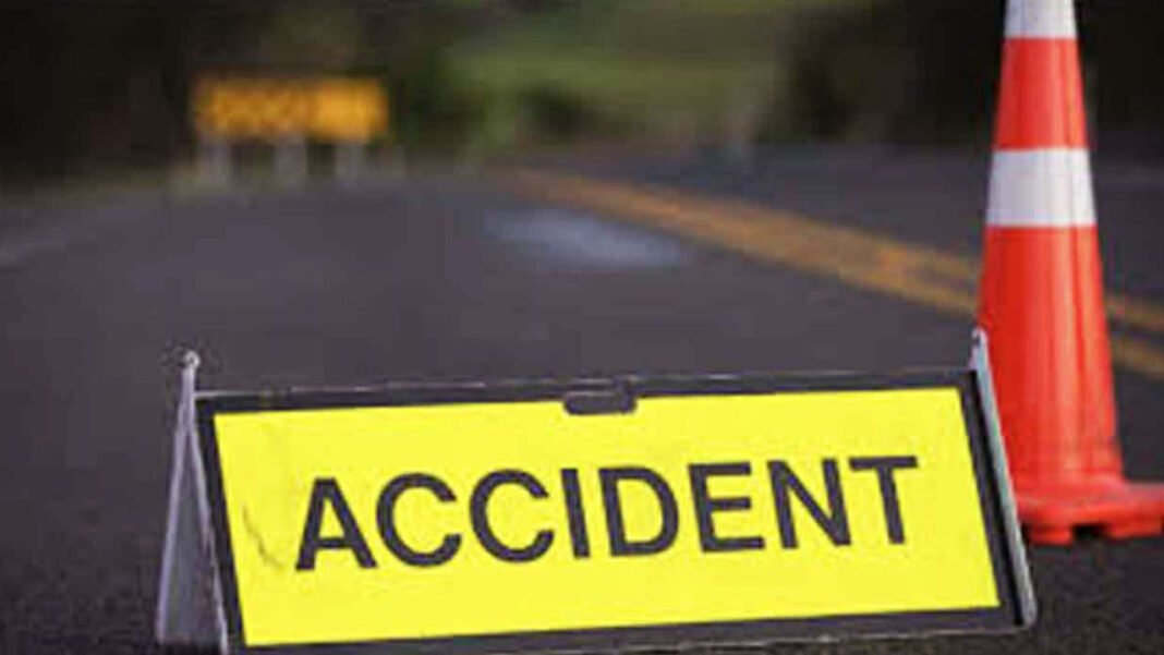 Uncontrolled truck crushed three people