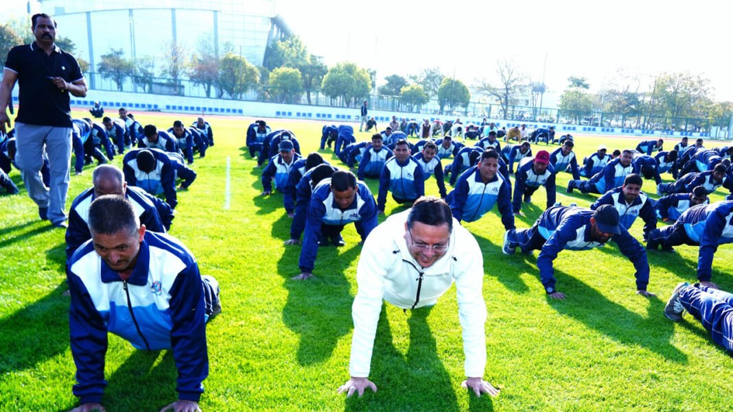 CM Dhami did push-ups