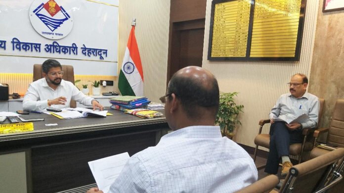 District administration strict on arbitrariness of private schools