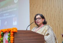 एसजीआरआर विश्वविद्यालय ने स्वच्छता कर्मचारियों के योगदान को सराहा SGRR University appreciated contribution of sanitation workers