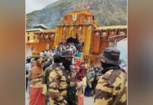 चारधाम यात्रा को लेकर श्री बद्रीनाथ धाम में सुरक्षा कड़ी, चलाया जा रहा सघन तलाशी अभियान Security tightened at Shri Badrinath Dham