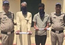 दूल्हे के मामा के हत्यारे बाप-बेटा गिरफ्तार Murderer father and son arrested