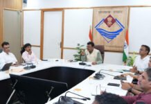 प्रत्येक कर्मचारी का सर्विस बुक डाटा किया जाए अपडेट : बर्द्धन Service book data of every employee should be updated