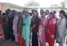 पंचायत चुनाव , दूसरे चरण के मतदान में दिखा उत्साह enthusiasm seen in voting