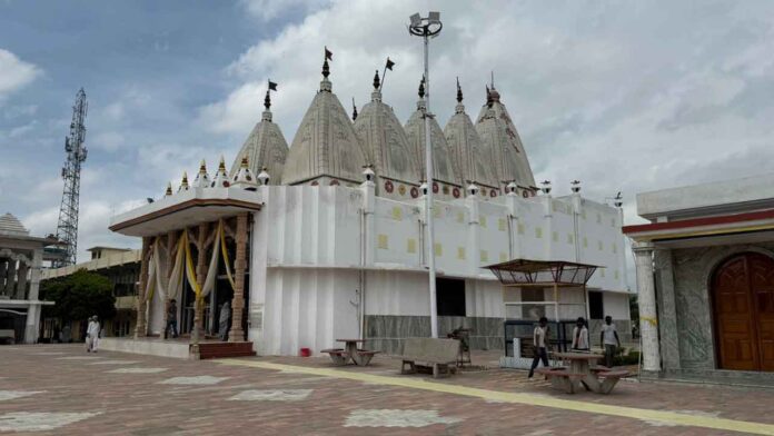 God Parshvanath