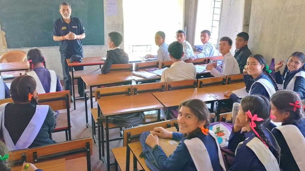 De-schooling of society through New Education Policy 2020