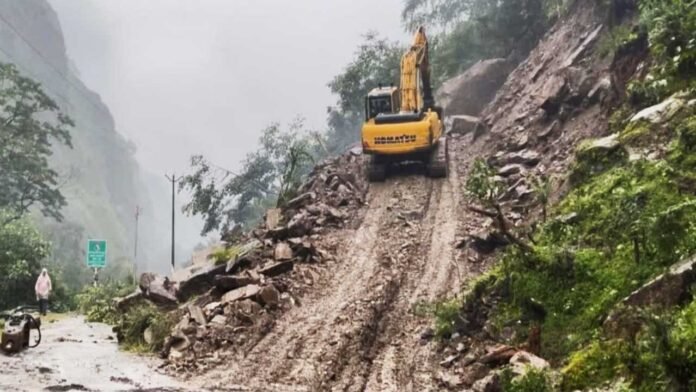 Landslide happening on Gangotri-Yamunotri Highway