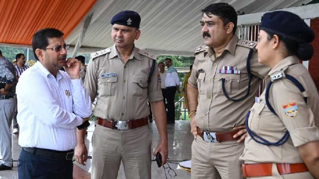 SSP inspected the Independence Day parade