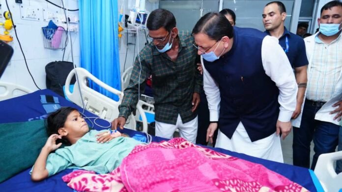 Pushkar-singh-dhami CM Dhami inspected Doon Hospital