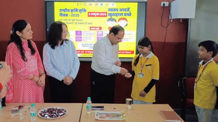 Body cleanliness is essential for a healthy life