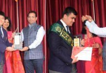 डीपीएस ने अच्छा प्रदर्शन करने वाले छात्रों को सम्मानित किया DPS felicitates outstanding students