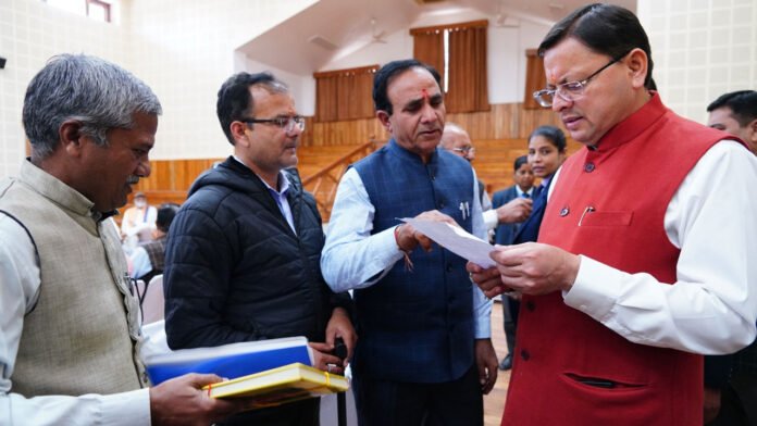 CM Dhami listened to public problems