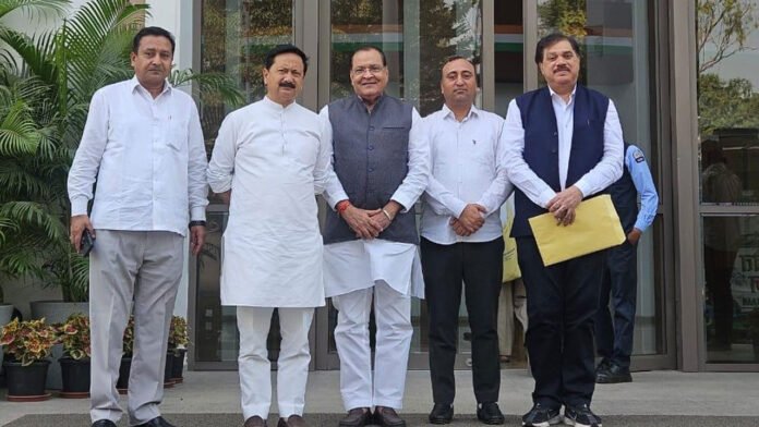 There is a buzz of major change in Uttarakhand Congress