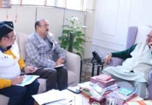 क्षतिग्रस्त सड़कों की मरम्मत को प्राथमिकता देते हुए जल्द से जल्द पूरा किया जाए : गणेश जोशी Repair of damaged roads