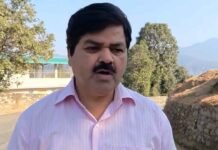 सरकार की आंखें व कान बंद और मुंह खुला हुआ हैः गोदियाल Government's eyes and ears are closed