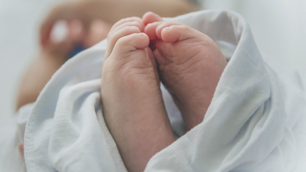 Minor gave birth to a baby girl