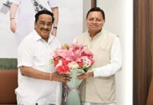 सीएम धामी ने की केन्द्रीय जल शक्ति मंत्री से शिष्टाचार भेंट CM Dhami made a courtesy call on Union Water Power Minister