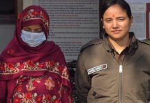 नाबालिग से दुष्कर्म : कलयुगी पिता के कृत्यों में शामिल थी कलयुगी माँ, गिरफ्तार Evil mother was complicit in actions of evil father