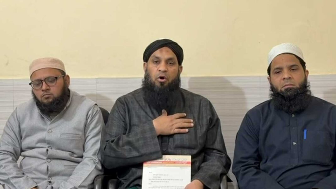 Jamiat has demanded that security be provided to Deepak Kumar