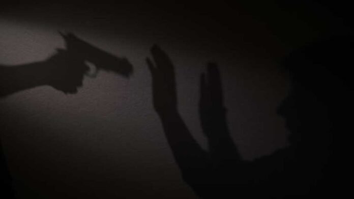 A divorced lover murdered his girlfriend