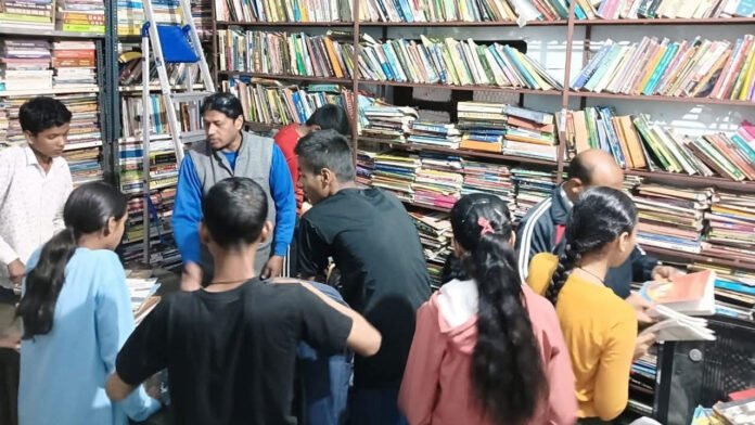 Book-Bank Book Bank Becomes a Lifeline for Parents