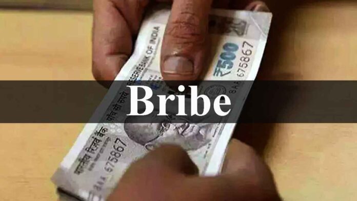 Energy Corporation Junior Engineer Arrested for Accepting Bribe