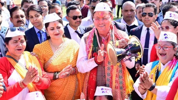 Pushkar-singh Holi Milan ceremony held at Chief Minister's residence