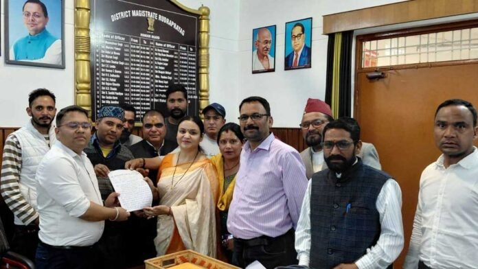 Demand to Allow Temporary Shops to Operate as Before