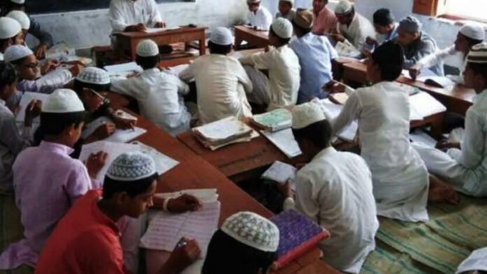 The Issue of Admitting External Students to Madarasas