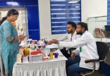 सुभारती ने निःशुल्क कार्डियोलॉजी कैंप आयोजित किया Subharti Organized a Free Cardiology Camp