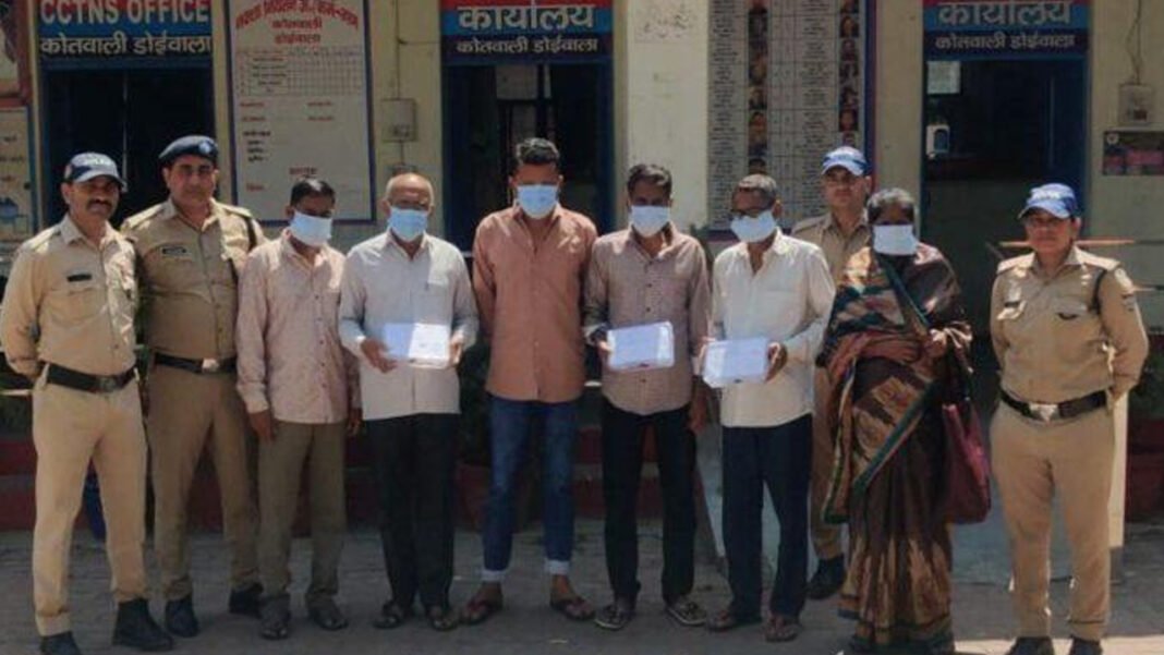 6 Elderly Thieves Arrested