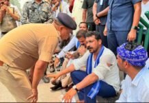 केतन हत्याकांड में टिहरी जा रहे सांसद चंद्रशेखर और विधायक उमेश को पुलिस ने रोका Police stop MP Chandrashekhar Azad