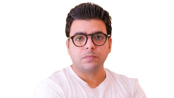 Faraj Studying Hindi Newspapers Paved the Way for PCS Exam