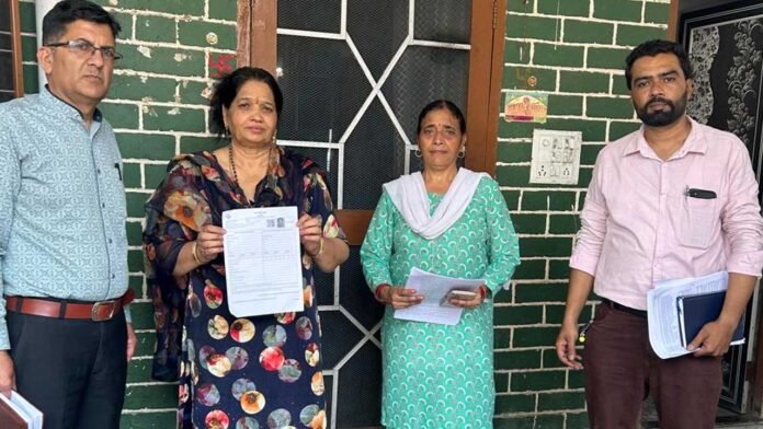 BLOs are reaching out door-to-door across 1882 polling stations