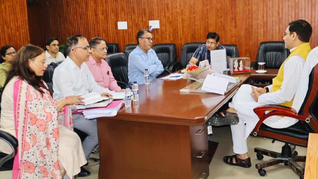 Seats and facilities to increase in Uttarakhand's ITIs