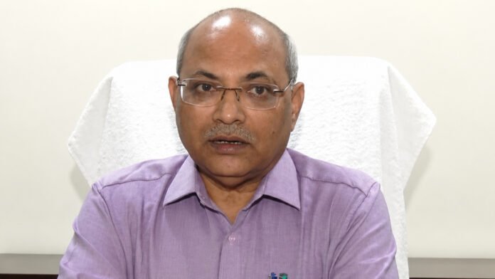 Anand-Swaroop Prioritize clearing blocked routes