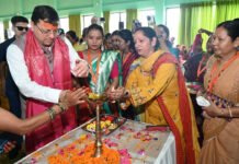 महिलाओं के लिए अधिक सुविधाजनक और सम्मानजनक वातावरण सुनिश्चित किया जाएगा : मुख्यमंत्री धामी A more convenient environment will be ensured for women